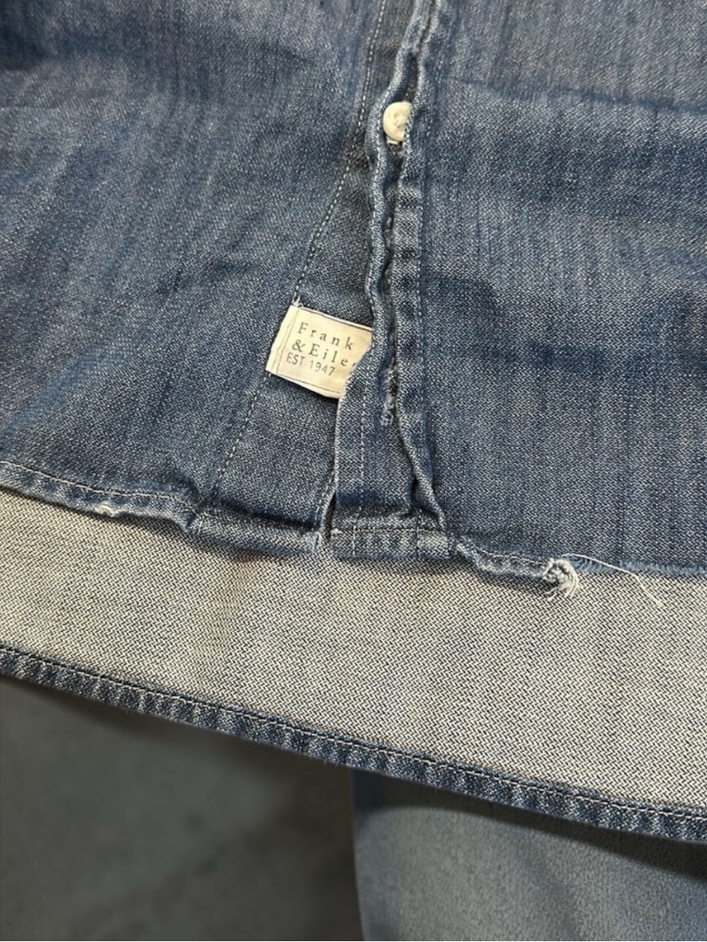 FRANK & EILEEN Women's MARY Denim Shirtdress in a Vintage Wash (S) - Picture 5 of 8